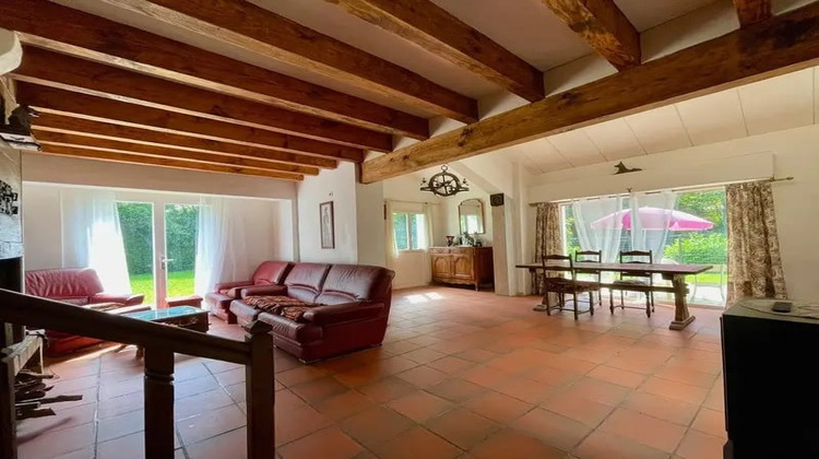 Ma-Cabane - Vente Maison SAINT-PEE-SUR-NIVELLE, 224 m²