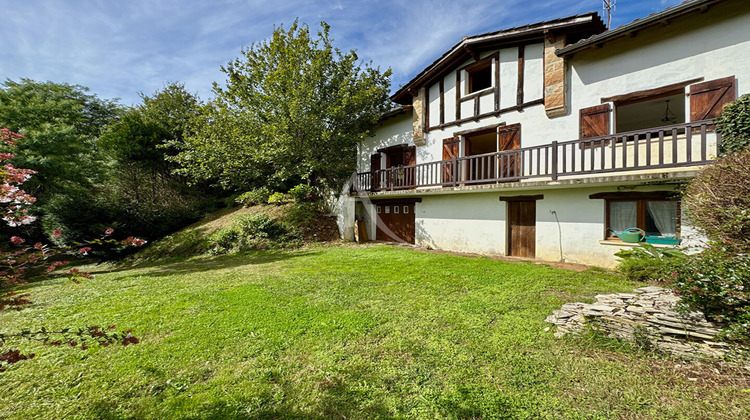 Ma-Cabane - Vente Maison SAINT-PEE-SUR-NIVELLE, 156 m²