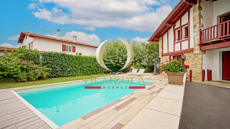 Ma-Cabane - Vente Maison SAINT-PEE-SUR-NIVELLE, 200 m²