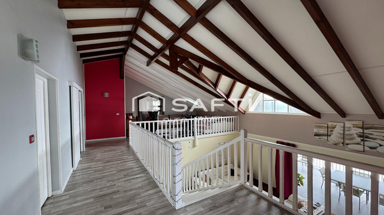 Ma-Cabane - Vente Maison Saint-Pierre, 145 m²