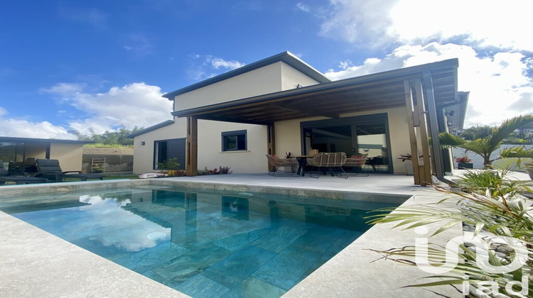 Ma-Cabane - Vente Maison Saint-Pierre, 195 m²