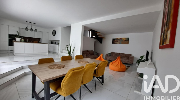 Ma-Cabane - Vente Maison Saint-Pierre, 170 m²