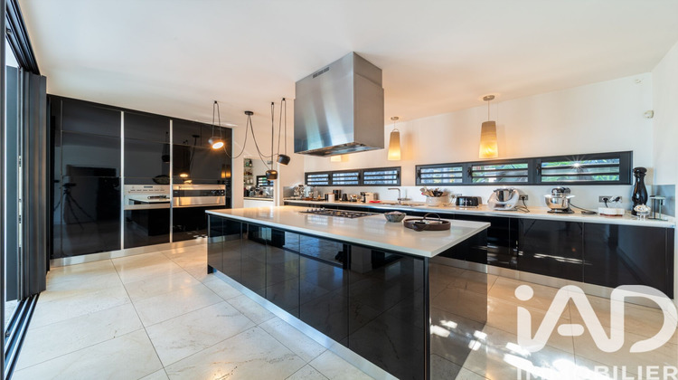 Ma-Cabane - Vente Maison Saint-Pierre, 385 m²