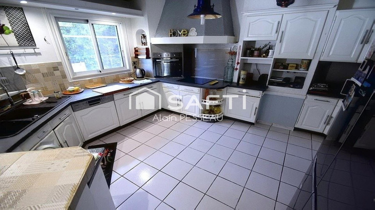 Ma-Cabane - Vente Maison Saint-Pierre, 225 m²