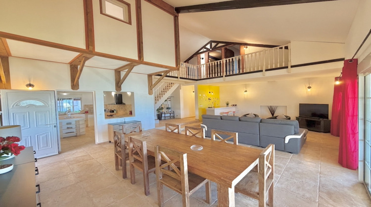 Ma-Cabane - Vente Maison SAINT PIERRE, 266 m²