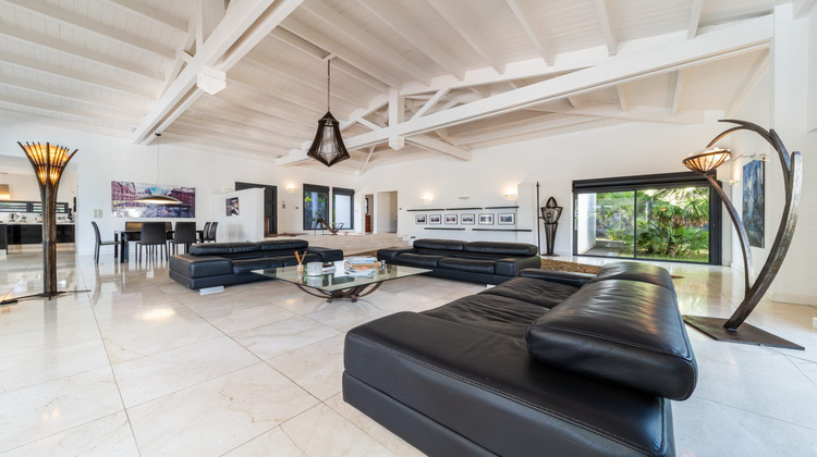 Ma-Cabane - Vente Maison Saint-Pierre, 385 m²