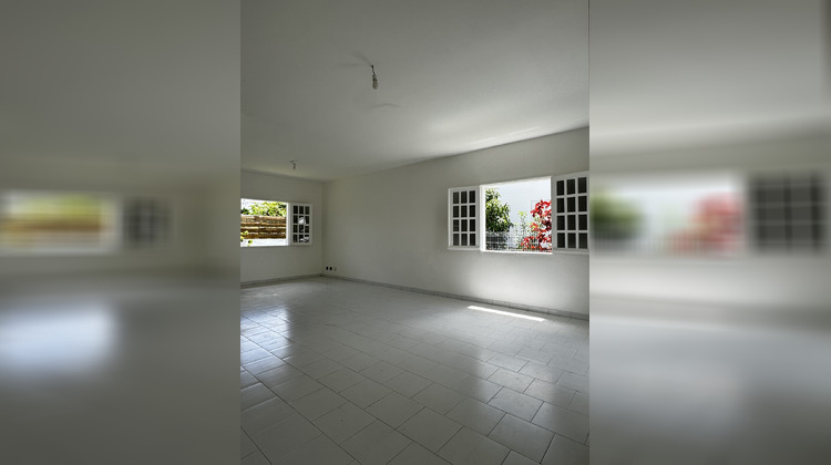 Ma-Cabane - Vente Maison Saint-Pierre, 100 m²