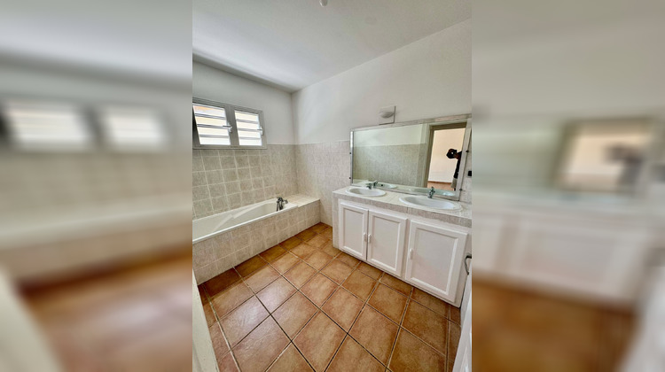 Ma-Cabane - Vente Maison Saint-Pierre, 95 m²