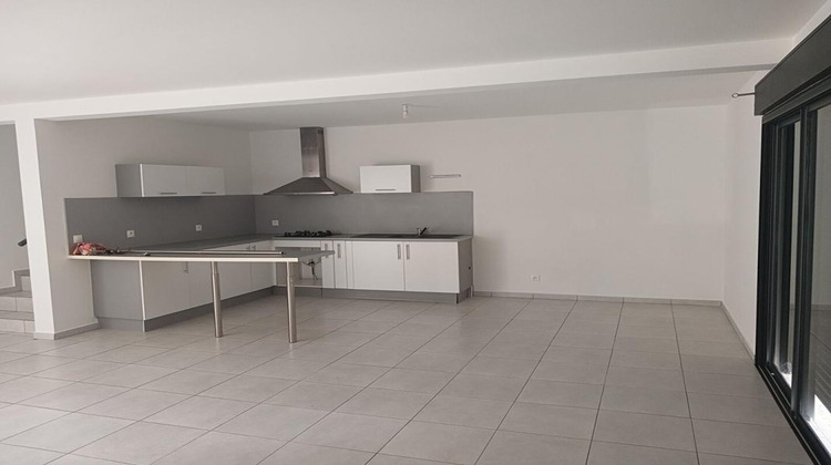 Ma-Cabane - Vente Maison SAINT PIERRE, 113 m²