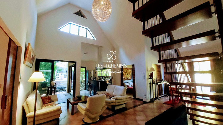 Ma-Cabane - Vente Maison SAINT-PIERRE, 220 m²