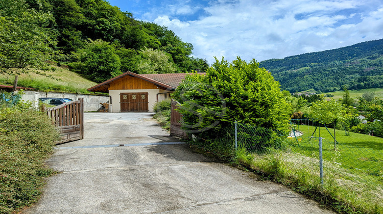 Ma-Cabane - Vente Maison SAINT-PIERRE-D'ALLEVARD, 169 m²
