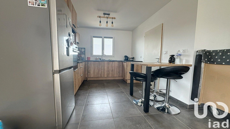 Ma-Cabane - Vente Maison Saint-Pierre-d'Amilly, 75 m²