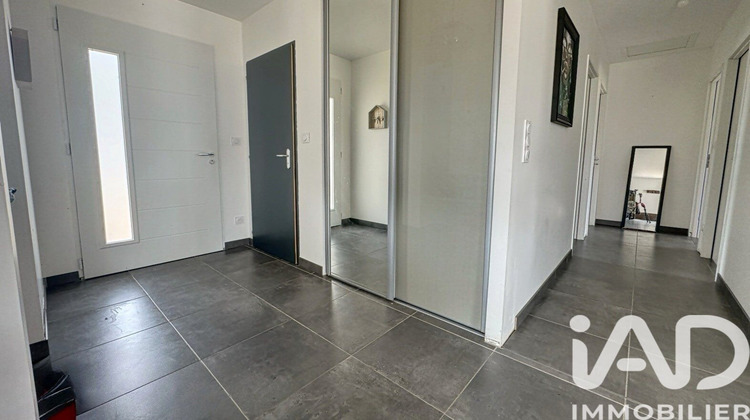 Ma-Cabane - Vente Maison Saint-Pierre-d'Amilly, 75 m²