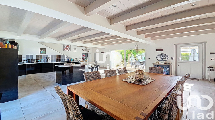 Ma-Cabane - Vente Maison Saint-Pierre-d'Oléron, 203 m²