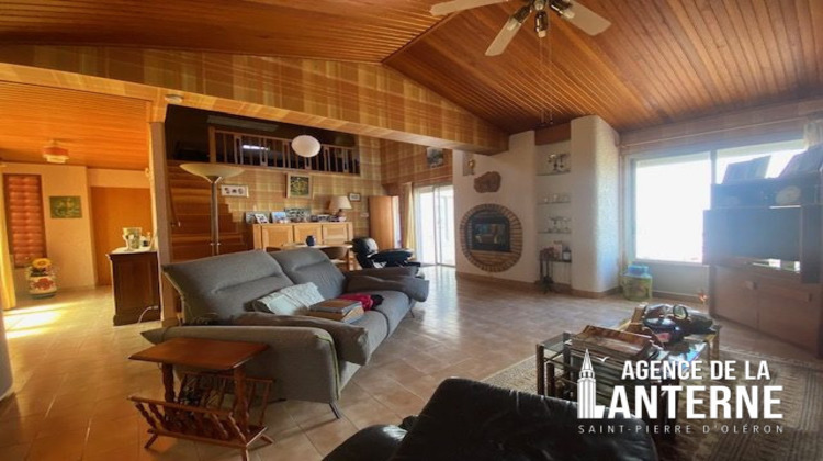 Ma-Cabane - Vente Maison Saint-Pierre-d'Oléron, 196 m²
