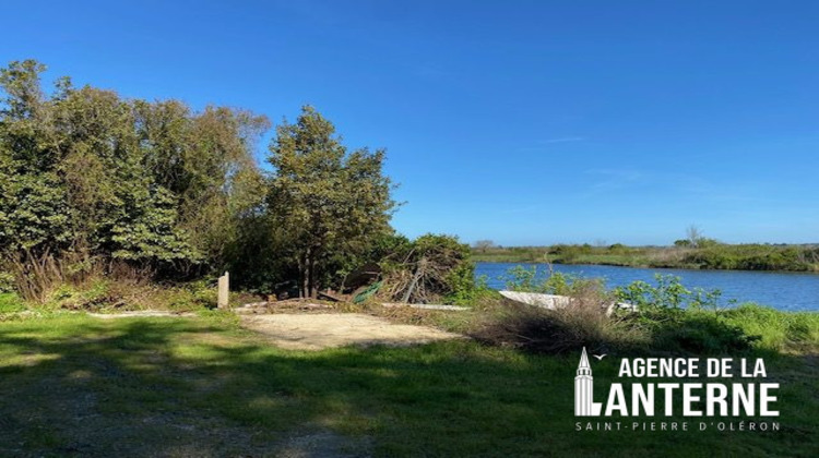 Ma-Cabane - Vente Maison Saint-Pierre-d'Oléron, 63 m²