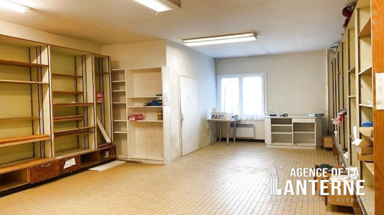 Ma-Cabane - Vente Maison Saint-Pierre-d'Oléron, 1 m²