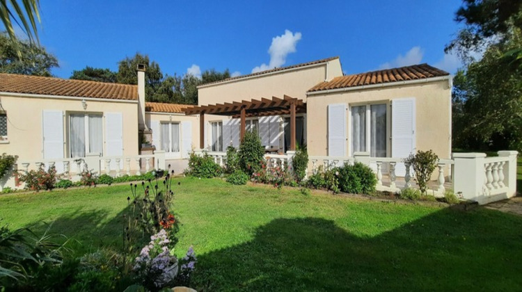 Ma-Cabane - Vente Maison SAINT PIERRE D OLERON, 213 m²