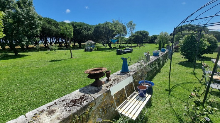 Ma-Cabane - Vente Maison SAINT PIERRE D OLERON, 274 m²
