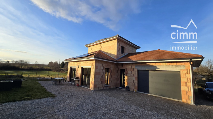 Ma-Cabane - Vente Maison Saint-Pierre-de-Bressieux, 111 m²