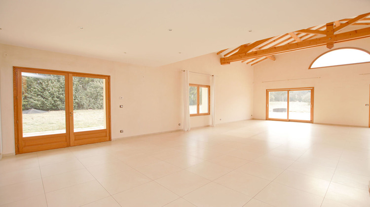 Ma-Cabane - Vente Maison SAINT-PIERRE-DE-CHANDIEU, 343 m²