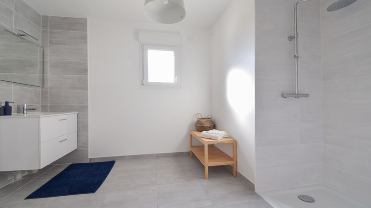 Ma-Cabane - Vente Maison SAINT-PIERRE-DE-CHANDIEU, 108 m²