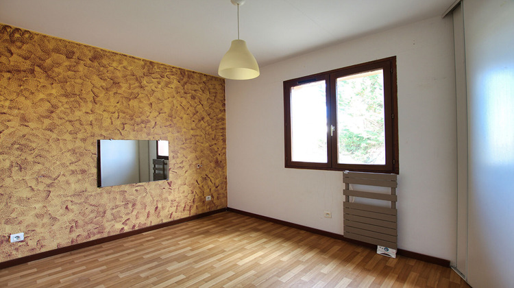 Ma-Cabane - Vente Maison SAINT-PIERRE-DE-CHANDIEU, 90 m²