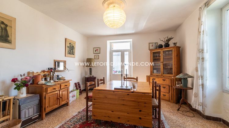 Ma-Cabane - Vente Maison SAINT-PIERRE-DE-CHIGNAC, 299 m²