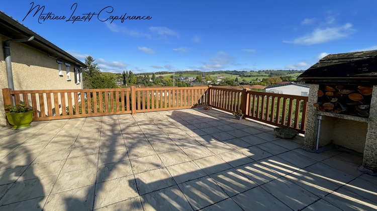 Ma-Cabane - Vente Maison SAINT PIERRE DE CHIGNAC, 155 m²