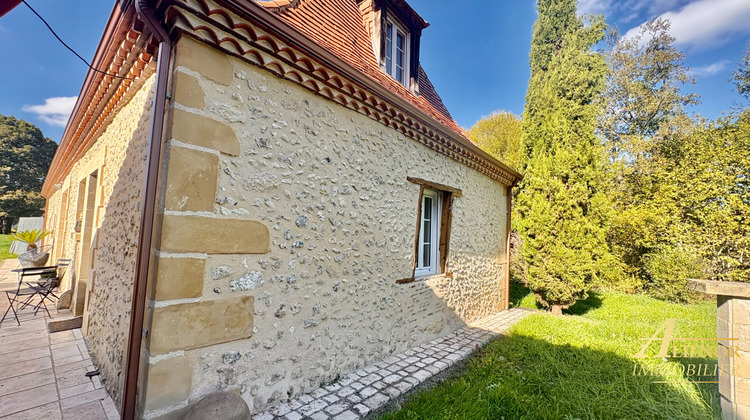 Ma-Cabane - Vente Maison SAINT-PIERRE-DE-CHIGNAC, 138 m²