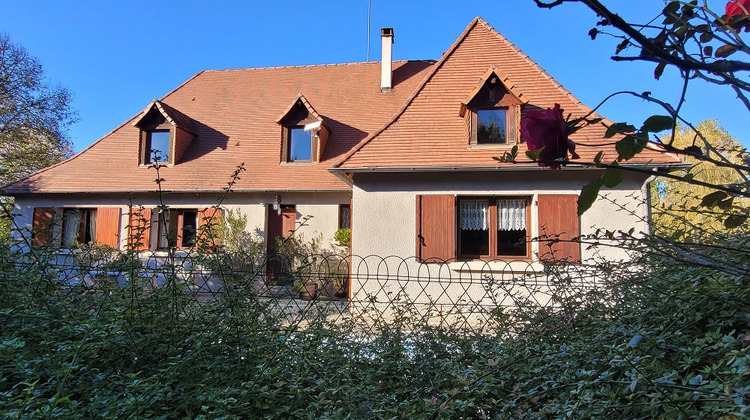 Ma-Cabane - Vente Maison SAINT PIERRE DE CHIGNAC, 183 m²