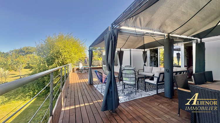 Ma-Cabane - Vente Maison SAINT-PIERRE-DE-CHIGNAC, 156 m²