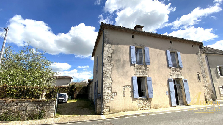 Ma-Cabane - Vente Maison SAINT-PIERRE-DE-COLE, 130 m²
