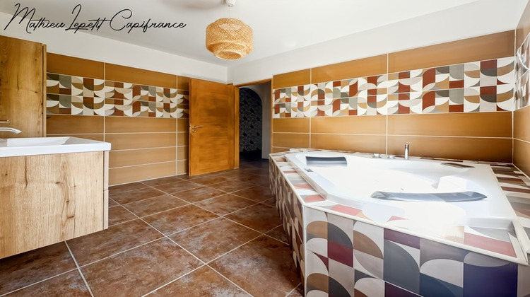 Ma-Cabane - Vente Maison SAINT PIERRE DE COLE, 315 m²