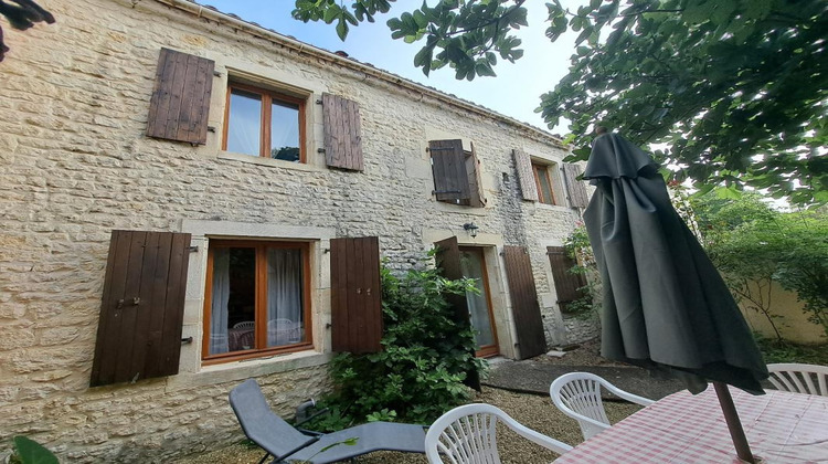 Ma-Cabane - Vente Maison SAINT PIERRE DE JUILLERS, 400 m²