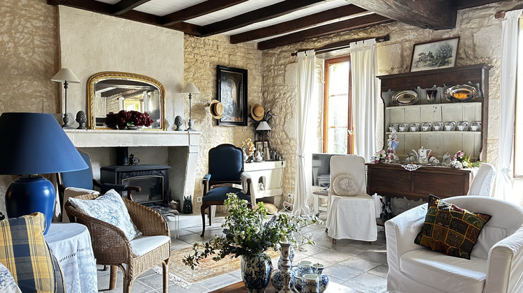 Ma-Cabane - Vente Maison Saint-Pierre-de-Juillers, 215 m²