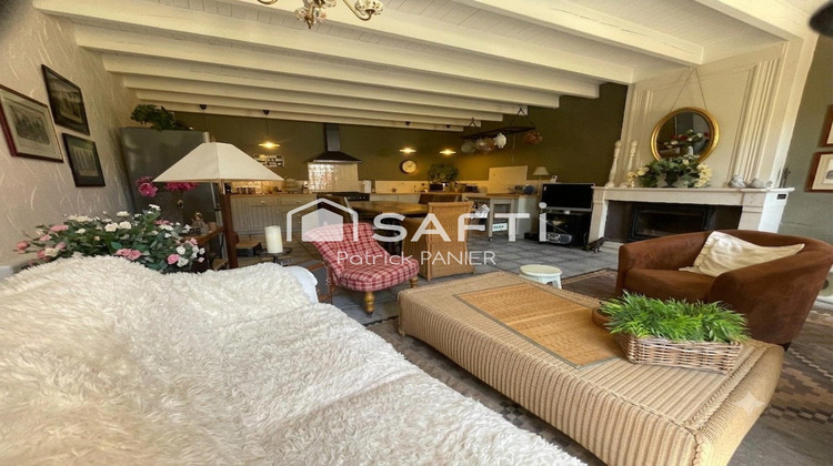 Ma-Cabane - Vente Maison Saint-Pierre-de-Juillers, 218 m²