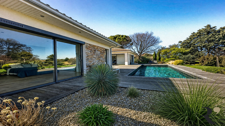 Ma-Cabane - Vente Maison SAINT-PIERRE-DE-LAGES, 227 m²