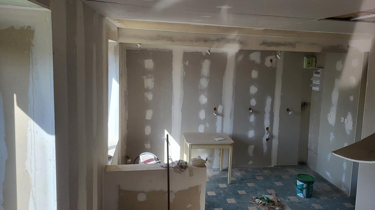 Ma-Cabane - Vente Maison Saint-Pierre-de-Maille, 130 m²