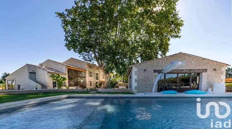 Ma-Cabane - Vente Maison Saint-Pierre-de-Mézoargues, 360 m²