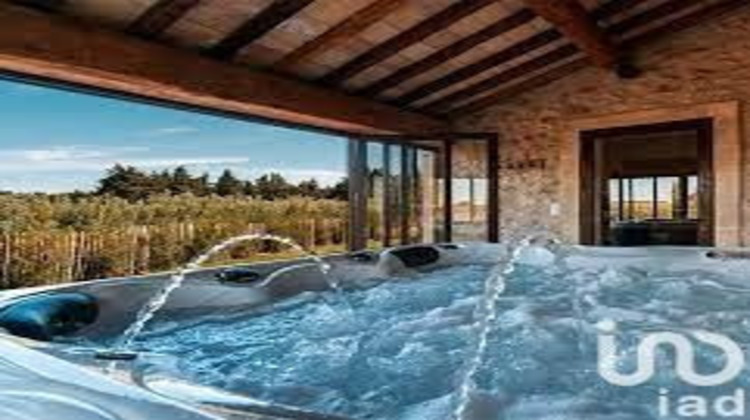 Ma-Cabane - Vente Maison Saint-Pierre-de-Mézoargues, 360 m²