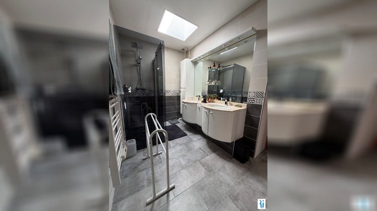 Ma-Cabane - Vente Maison SAINT-PIERRE-DE-VARENGEVILLE, 135 m²
