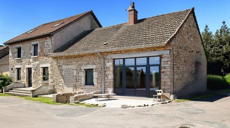 Ma-Cabane - Vente Maison SAINT PIERRE DE VARENNES, 182 m²