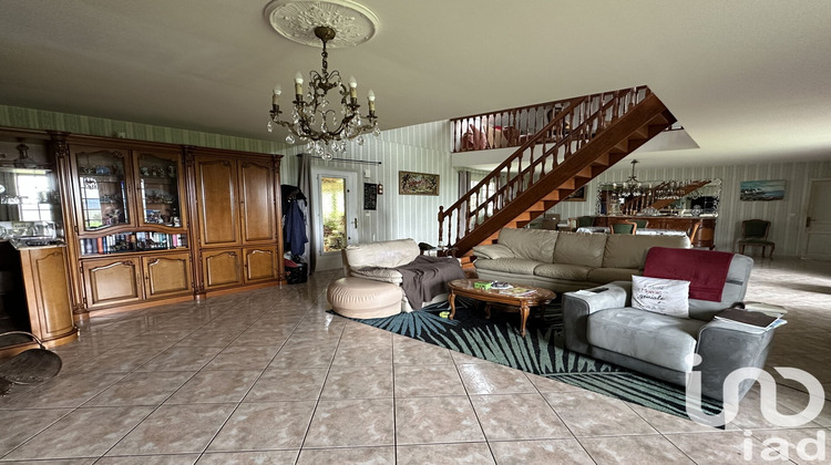 Ma-Cabane - Vente Maison Saint Pierre des Bois, 204 m²