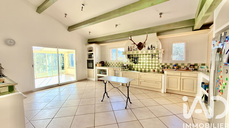 Ma-Cabane - Vente Maison Saint-Pierre-des-Champs, 213 m²