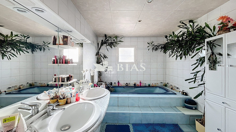 Ma-Cabane - Vente Maison Saint-Pierre-des-Fleurs, 115 m²