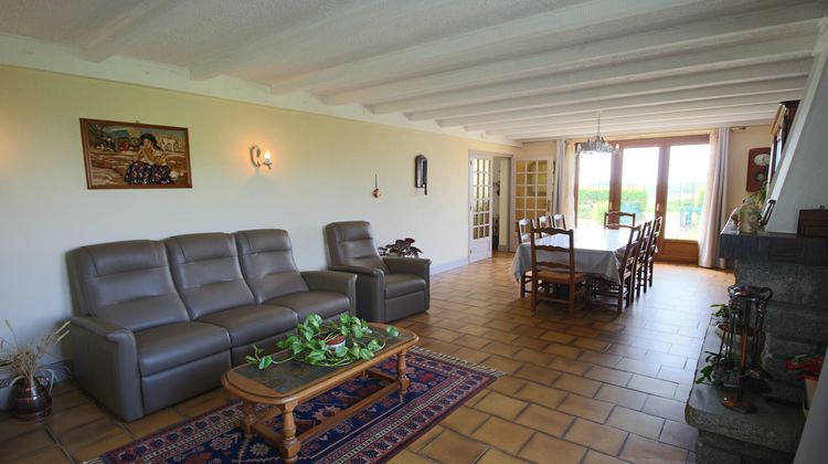 Ma-Cabane - Vente Maison Saint-Pierre-du-Mont, 139 m²