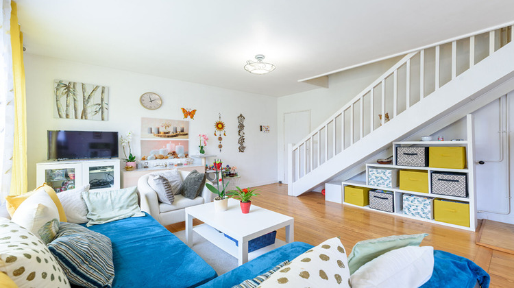 Ma-Cabane - Vente Maison SAINT-PIERRE-DU-MONT, 100 m²