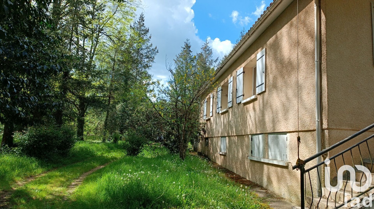 Ma-Cabane - Vente Maison Saint Pierre du Palais, 196 m²