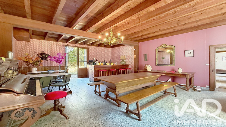 Ma-Cabane - Vente Maison Saint-Pierre-du-Palais, 320 m²